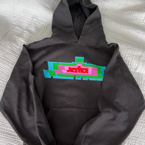 EXCLUSIVE JUSTIN BIEBER JUSTICE WORLD TOUR MERCH!!! - Picture 2 of 3